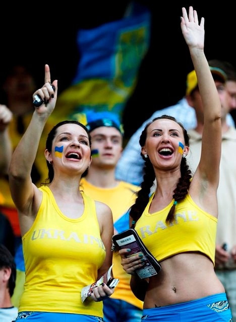 Euro 2012: Οι εντυπωσιακές Ουκρανές! (photos)
