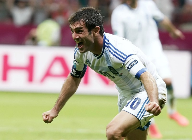 Euro 2012: Έπιασε τον Ζαγοράκη σε συμμετοχές ο Καραγκούνης (video+photos)