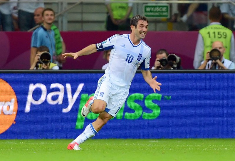 Euro 2012: Έπιασε τον Ζαγοράκη σε συμμετοχές ο Καραγκούνης (video+photos)