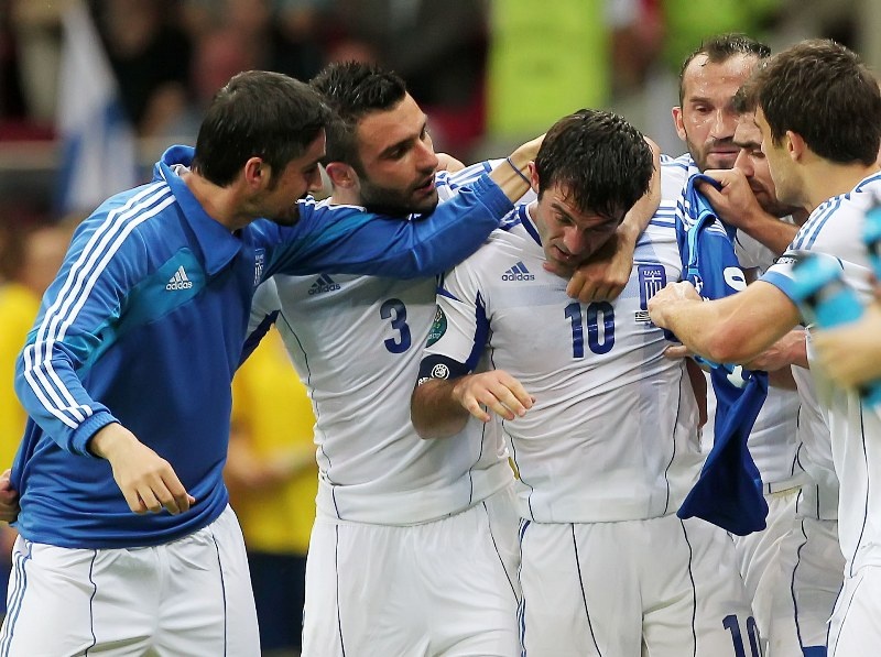 Euro 2012: Έπιασε τον Ζαγοράκη σε συμμετοχές ο Καραγκούνης (video+photos)