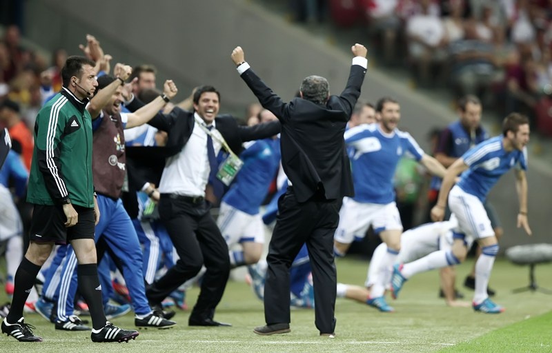 Euro 2012: Κι όμως... Ο Σάντος πανηγυρίζει (photos)!