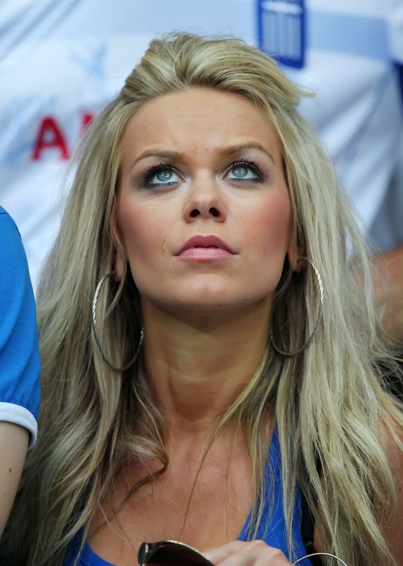 Eεεε, οοο και αυτό το Euro είναι ελληνικό! (photos+video)