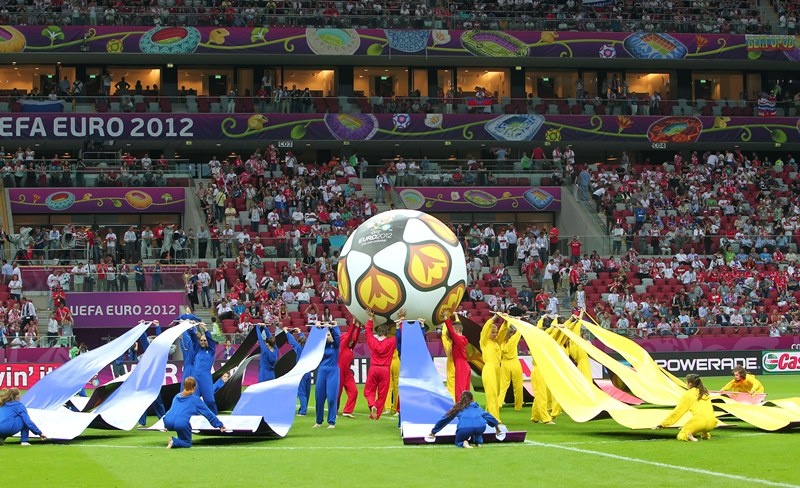 Eεεε, οοο και αυτό το Euro είναι ελληνικό! (photos+video)
