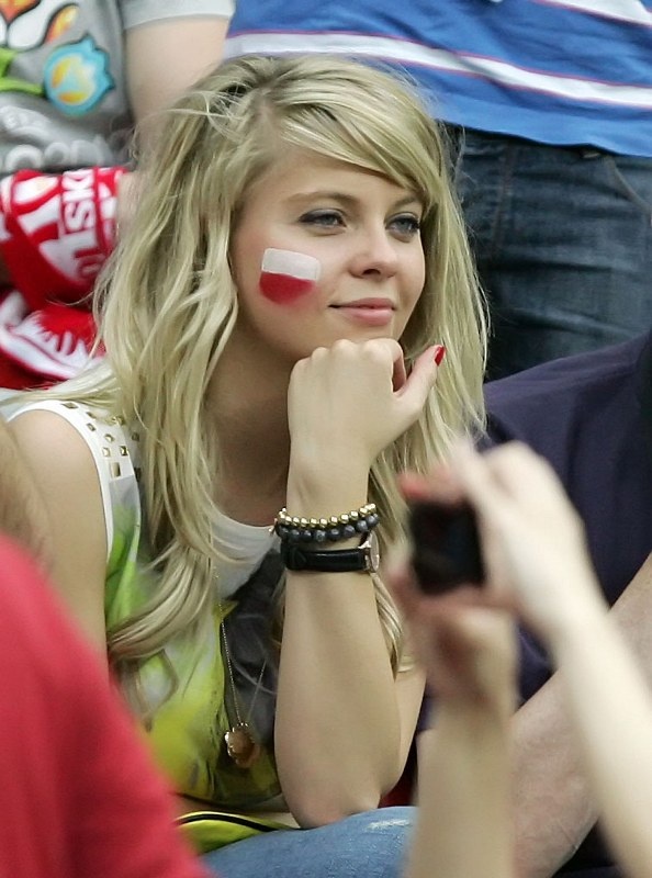 Eεεε, οοο και αυτό το Euro είναι ελληνικό! (photos+video)