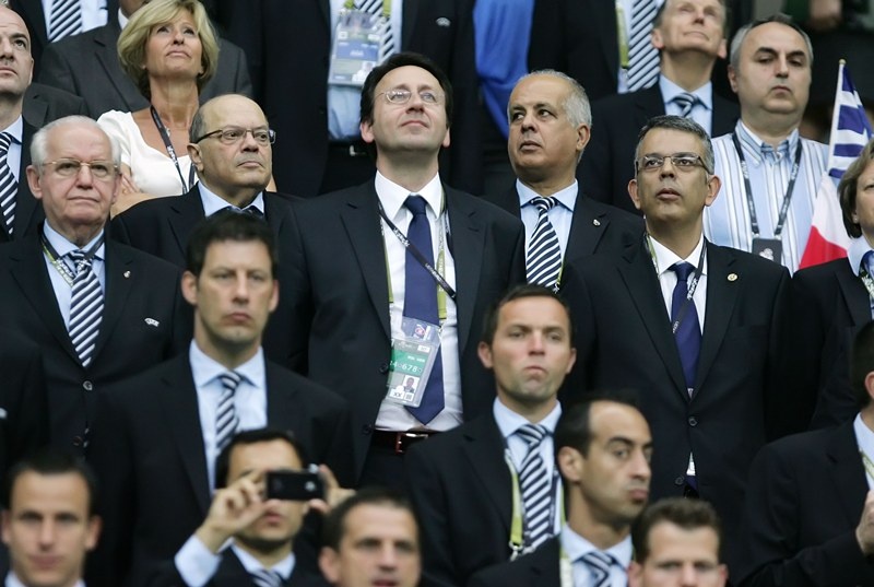 Eεεε, οοο και αυτό το Euro είναι ελληνικό! (photos+video)