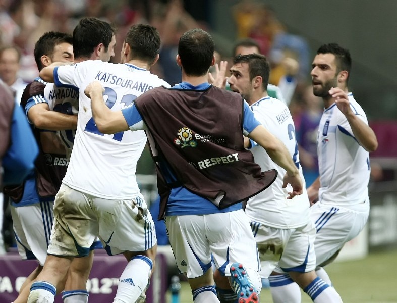 Eεεε, οοο και αυτό το Euro είναι ελληνικό! (photos+video)