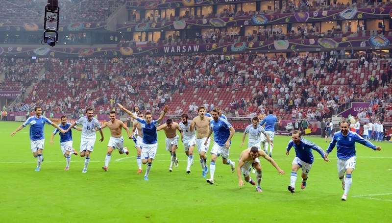 Eεεε, οοο και αυτό το Euro είναι ελληνικό! (photos+video)
