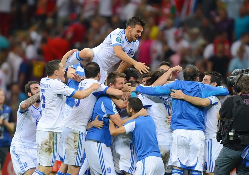 Eεεε, οοο και αυτό το Euro είναι ελληνικό! (photos+video)