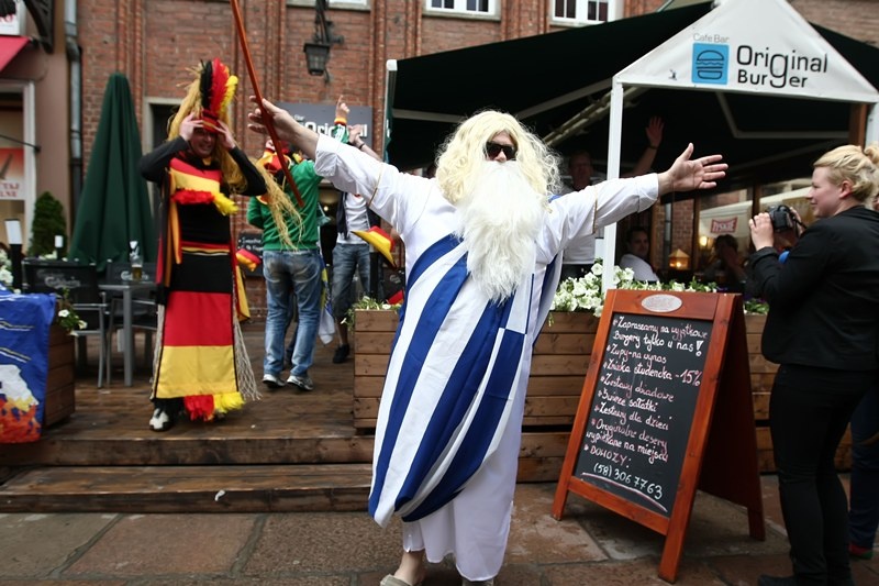 Euro 2012: «Μέσα στην Ελλάδα παίζουμε» (photos+videos)