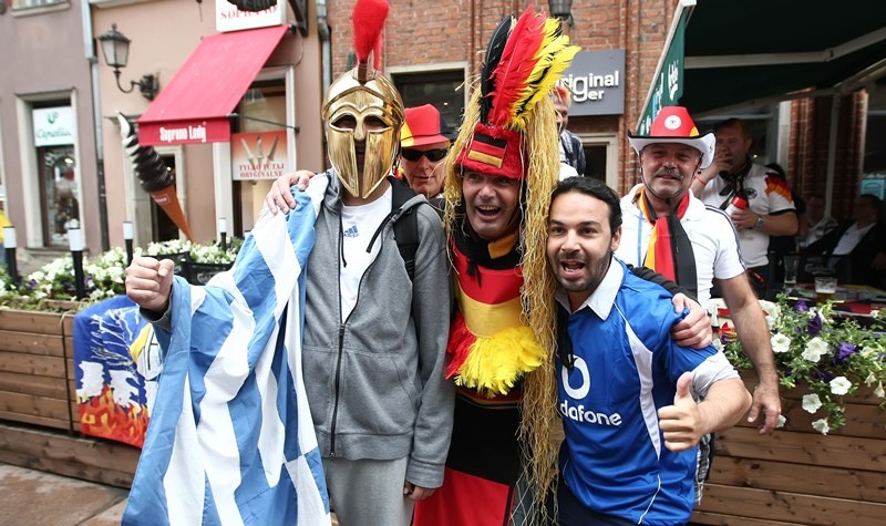 Euro 2012: «Μέσα στην Ελλάδα παίζουμε» (photos+videos)