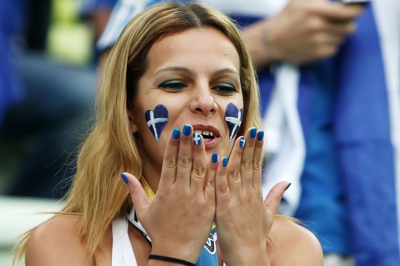 Ελληνες, χειροκροτήστε τους! (photos+video)