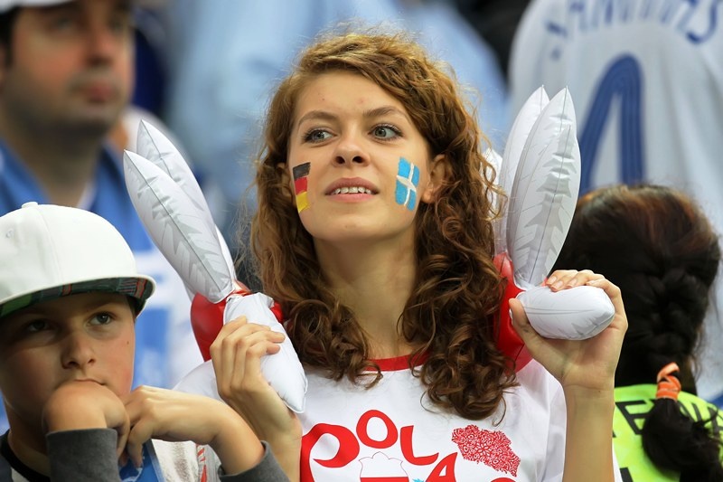 Euro 2012: Νικήτρια στις κερκίδες (photos)