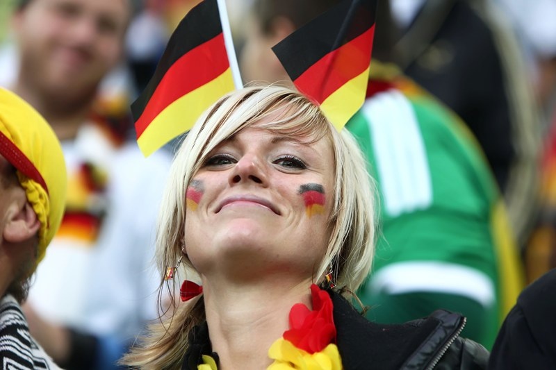 Euro 2012: Νικήτρια στις κερκίδες (photos)