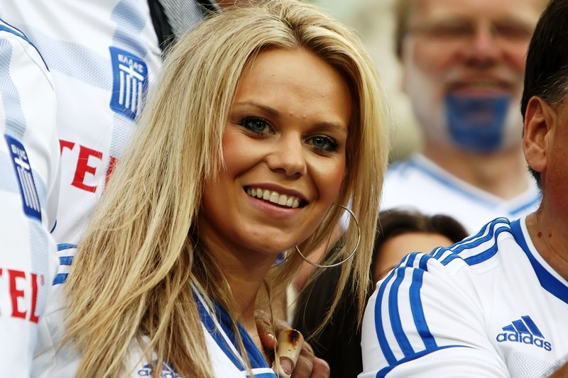 Euro 2012: Νικήτρια στις κερκίδες (photos)