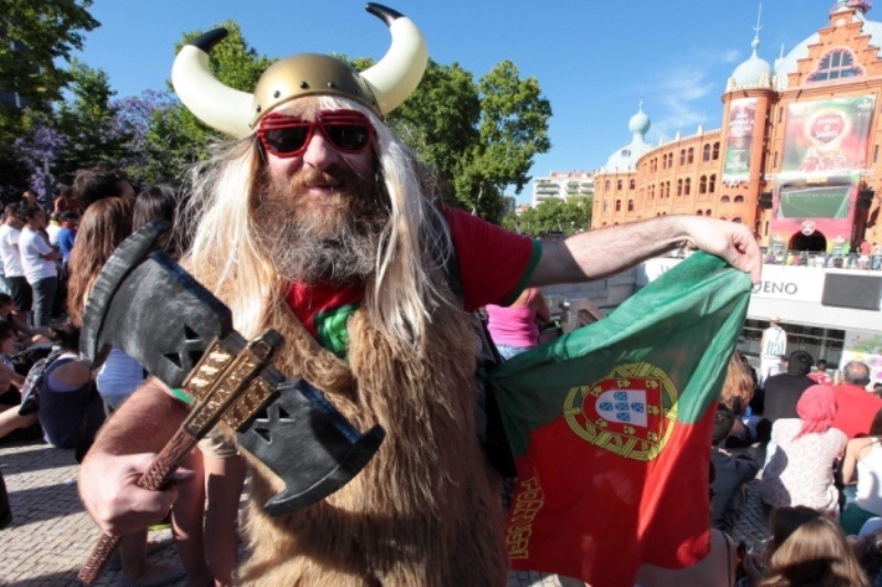 Euro 2012: Περίεργοι κι αστείοι οπαδοί