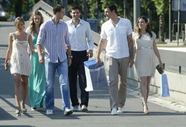 Στο γάμο του Βελίτσκοβιτς ο Τεόντοσιτς (photos)