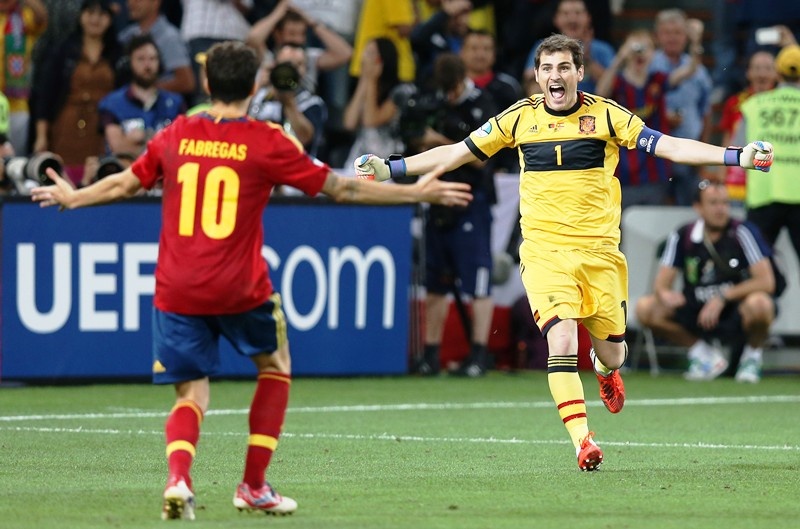 Euro 2012: Στον τελικό η Ισπανία, 4-2 στα πέναλτι (photos+video)