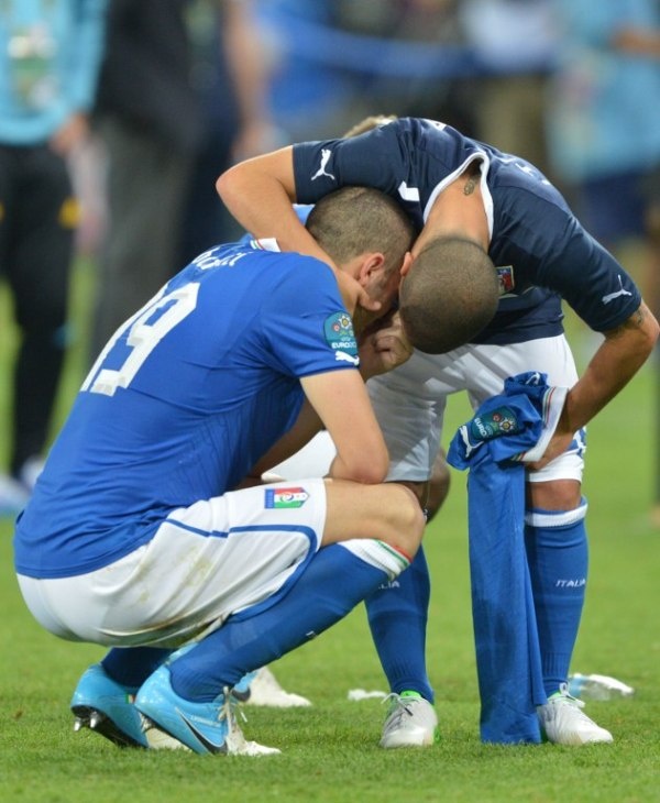 Euro 2012: Απαρηγόρητος ο Μπονούτσι (photos)