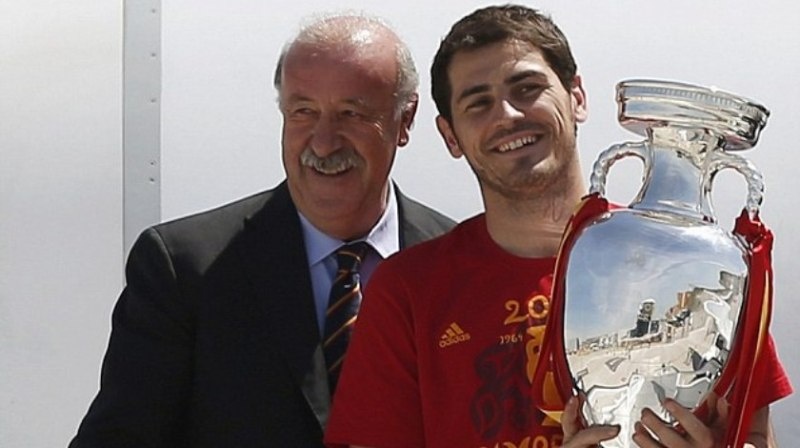 Euro 2012: Έφτασαν στην Ισπανία οι Πρωταθλητές Ευρώπης (photos+video)