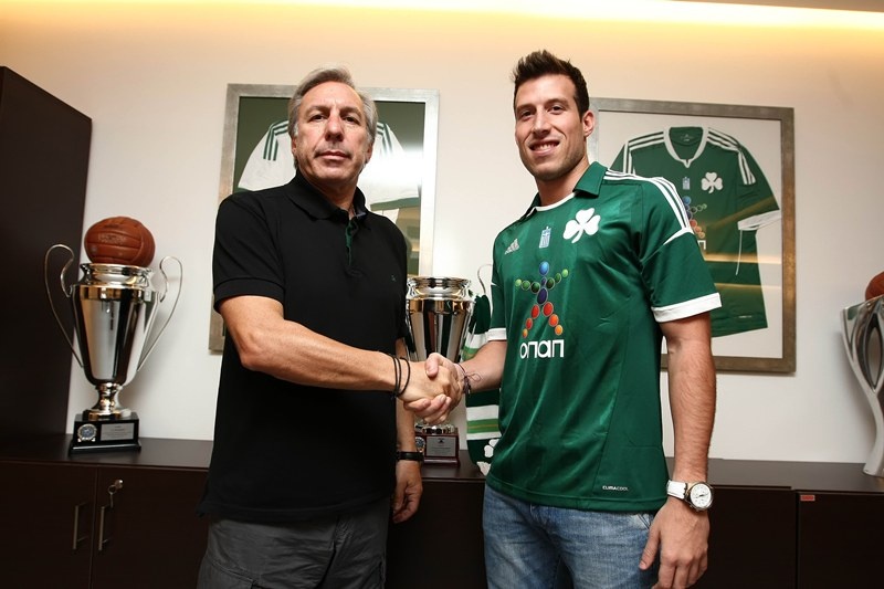 Και επίσημα «πράσινος» ο Βελάσκες (photos)