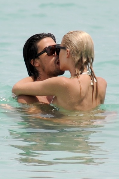 Τα παιχνίδια του Κεντίρα με τη Λένα (photos)