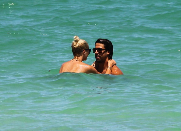 Τα παιχνίδια του Κεντίρα με τη Λένα (photos)