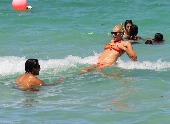 Τα παιχνίδια του Κεντίρα με τη Λένα (photos)