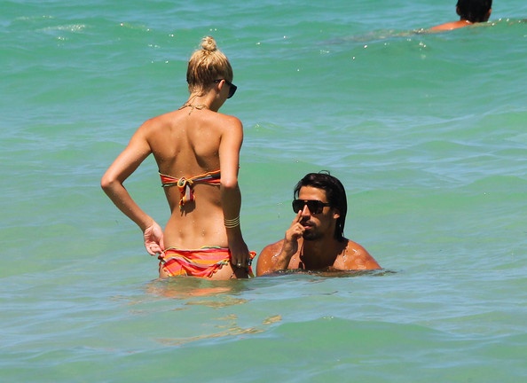 Τα παιχνίδια του Κεντίρα με τη Λένα (photos)