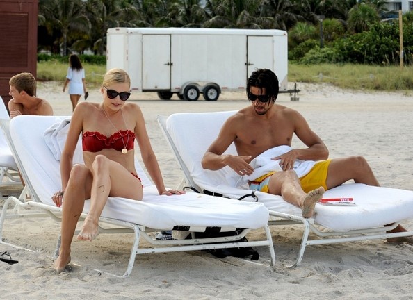 Τα παιχνίδια του Κεντίρα με τη Λένα (photos)