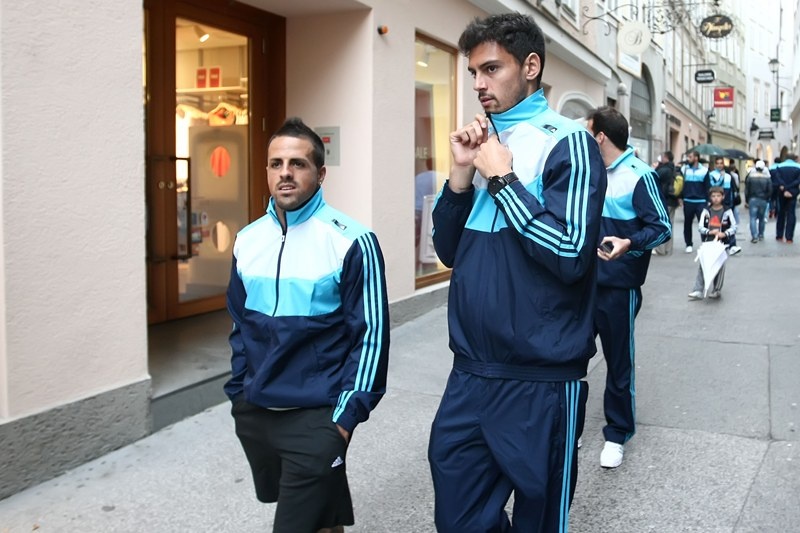 Βόλτα παικτών και Αλαφούζου στο Σάλτσμπουργκ