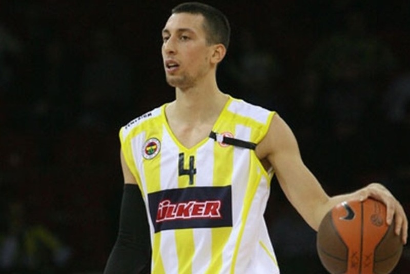 Εξάστερη... βόμβα με Ούκιτς (photos+videos)