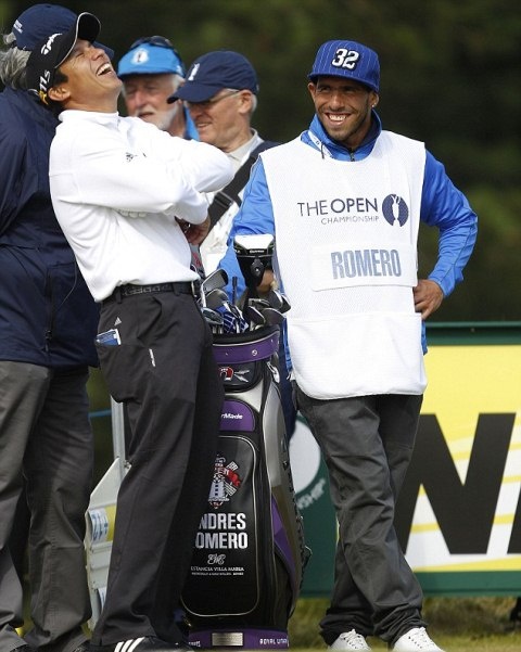 Τώρα, και γκολφέρ ο Τέβεζ! (photos)