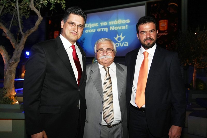 «Έφυγε» ο Απόστολος Παπουτσάκης! (photos)