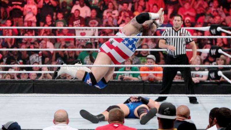 H επανάσταση του CM Punk στο χιλιοστό Raw