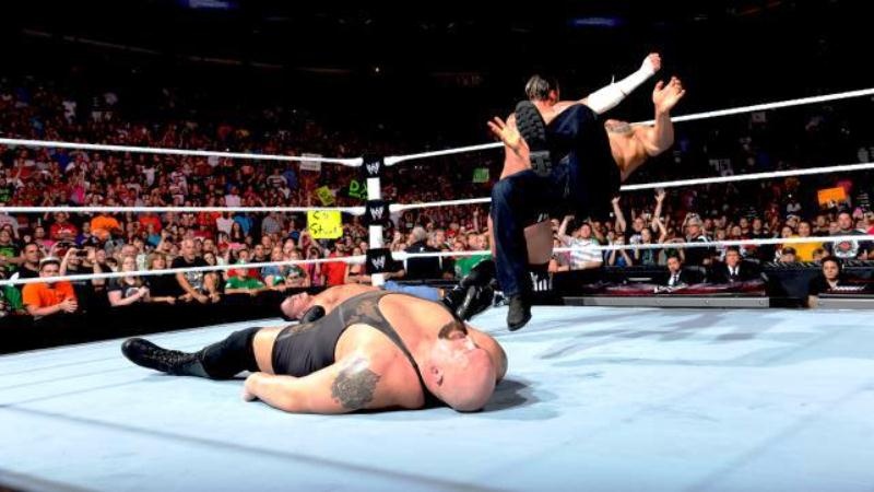 H επανάσταση του CM Punk στο χιλιοστό Raw