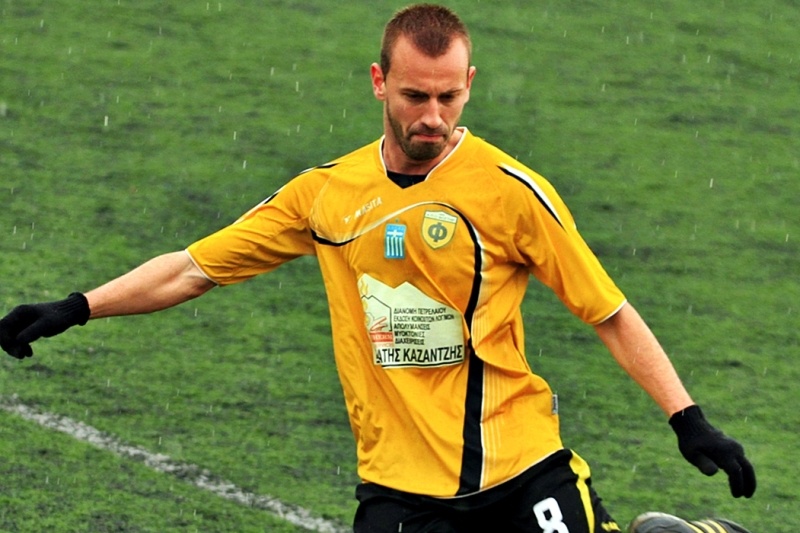 Τέλος ο Μπανιάς από τον Φωστήρα (photos)