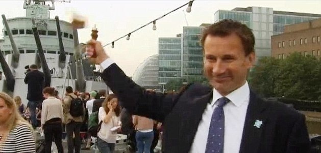 Τελετή Έναρξης: Το… παραλίγο ατύχημα του Χαντ (photos+video)