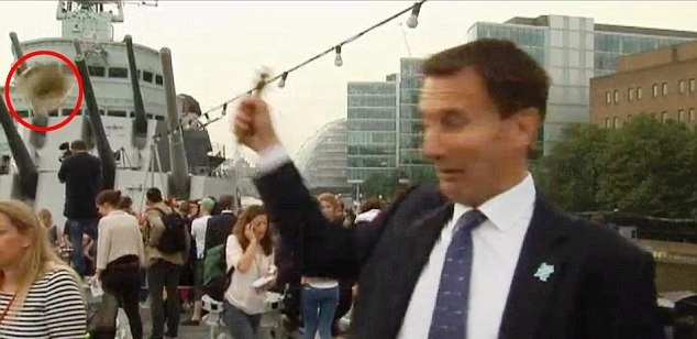 Τελετή Έναρξης: Το… παραλίγο ατύχημα του Χαντ (photos+video)