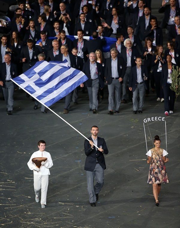Ολυμπιακοί Αγώνες 2012: Η Φλόγα άναψε και ο Ρογκ μας κούφανε! (photos-videos)