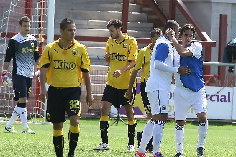 Κουρασμένη η ΑΕΚ, ηττήθηκε 2-1 από την Μπλάκμπερν (photos)