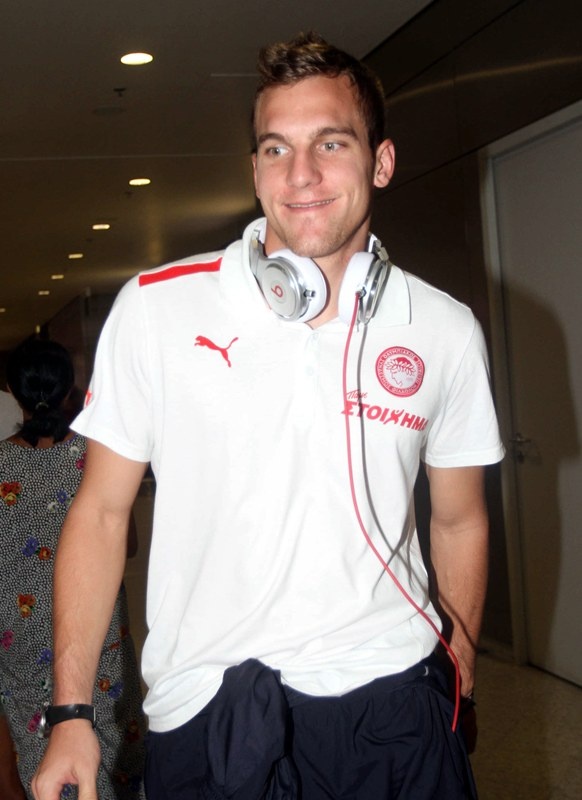 Η επιστροφή του Ολυμπιακού με εικόνες! (photos)