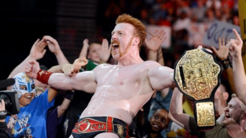 Triple Threat στο SummerSlam όρισε η AJ