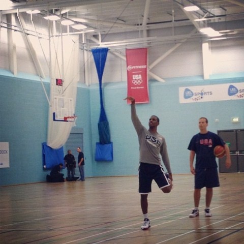 Ολυμπιακοί Αγώνες 2012 - Μπάσκετ: Ο Σιζέφσκι κάνει γιόγκα (photos)