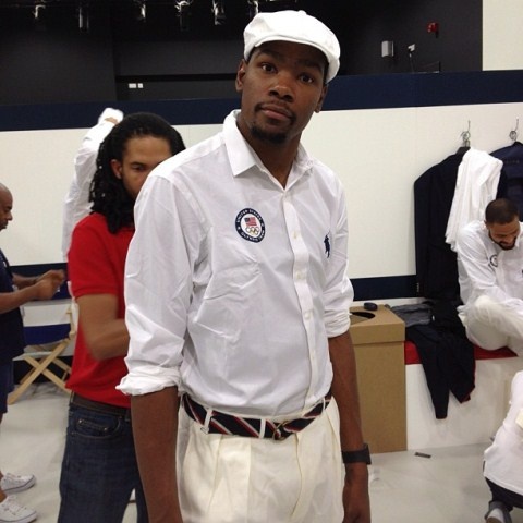 Ολυμπιακοί Αγώνες 2012 - Μπάσκετ: Ο Σιζέφσκι κάνει γιόγκα (photos)