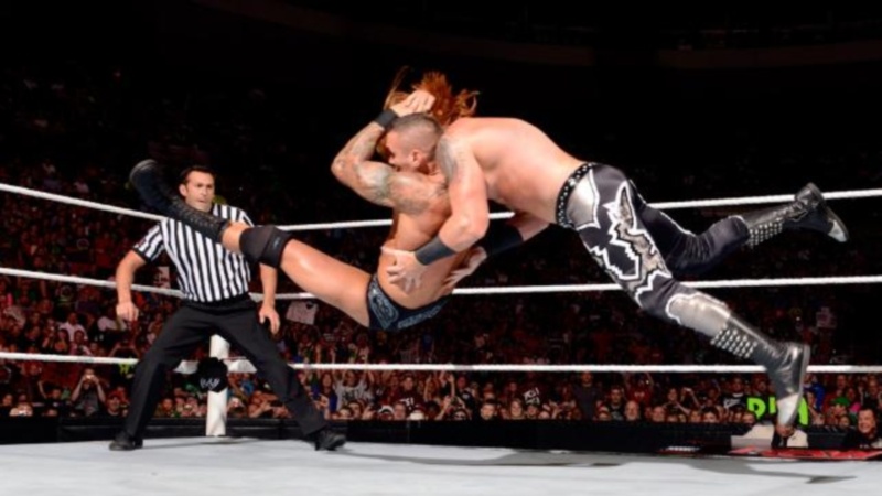 Triple Threat στο SummerSlam όρισε η AJ