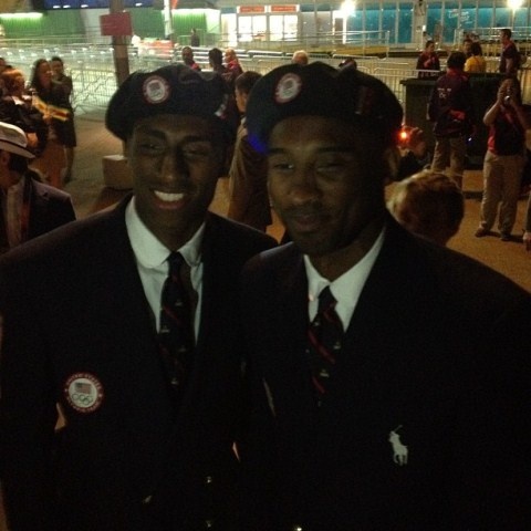 Ολυμπιακοί Αγώνες 2012 - Μπάσκετ: Ο Σιζέφσκι κάνει γιόγκα (photos)