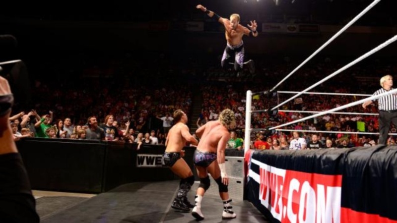 Triple Threat στο SummerSlam όρισε η AJ
