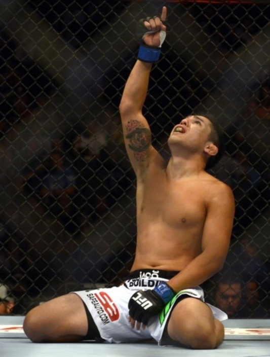 UFC 150: Ματσάρα και υπεράσπιση για τον Ben Henderson