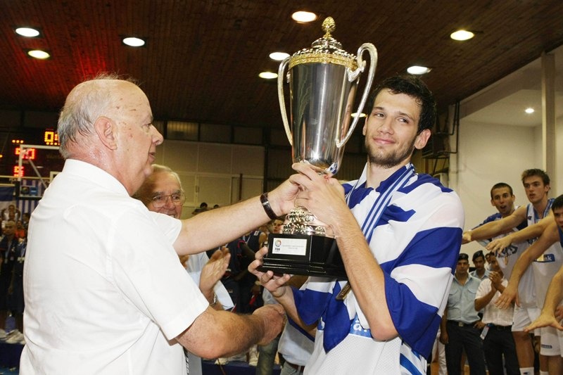 Γιαννόπουλος και επίσημα στον «εξάστερο» (photos+video)