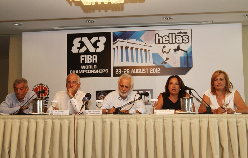 Μπόγρης: «Θέλουμε τον κόσμο δίπλα μας στο Ζάππειο» (photos)
